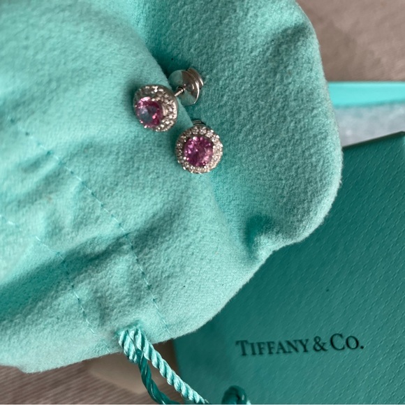 Tiffany & CO Soleste Pink Sapphire & Diamond earrings. - Picture 6 of 9